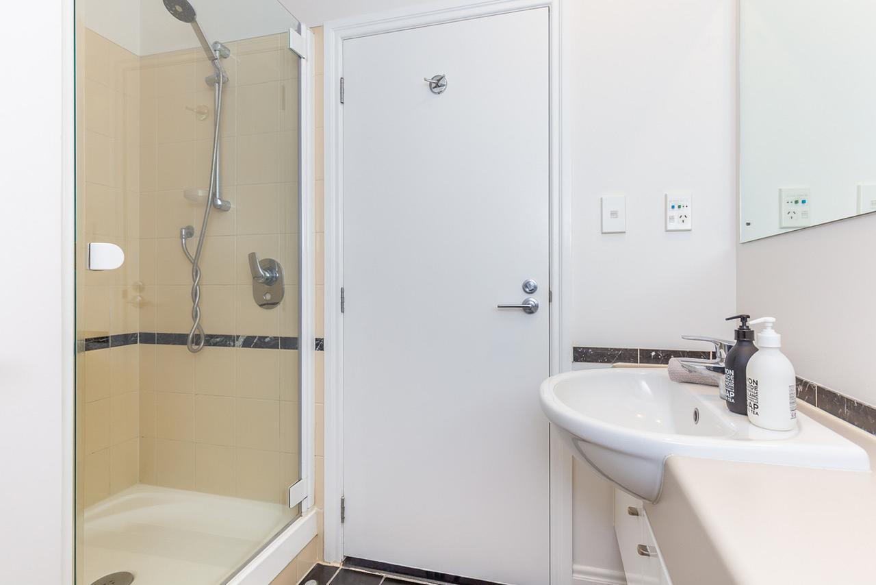 Gorgeous Apartment! Nice Views, Pool And Gym. Auckland Ngoại thất bức ảnh